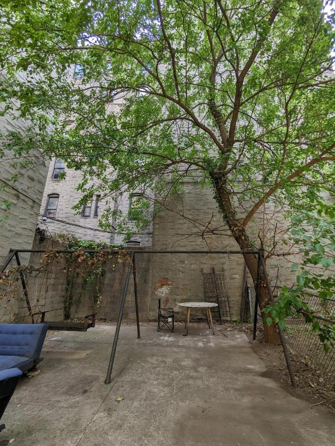 Central & Affordable Williamsburg Small Room New York Bagian luar foto